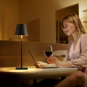 Luminária Florença Sem Fio com Acendimento ao Toque  - Cazehn