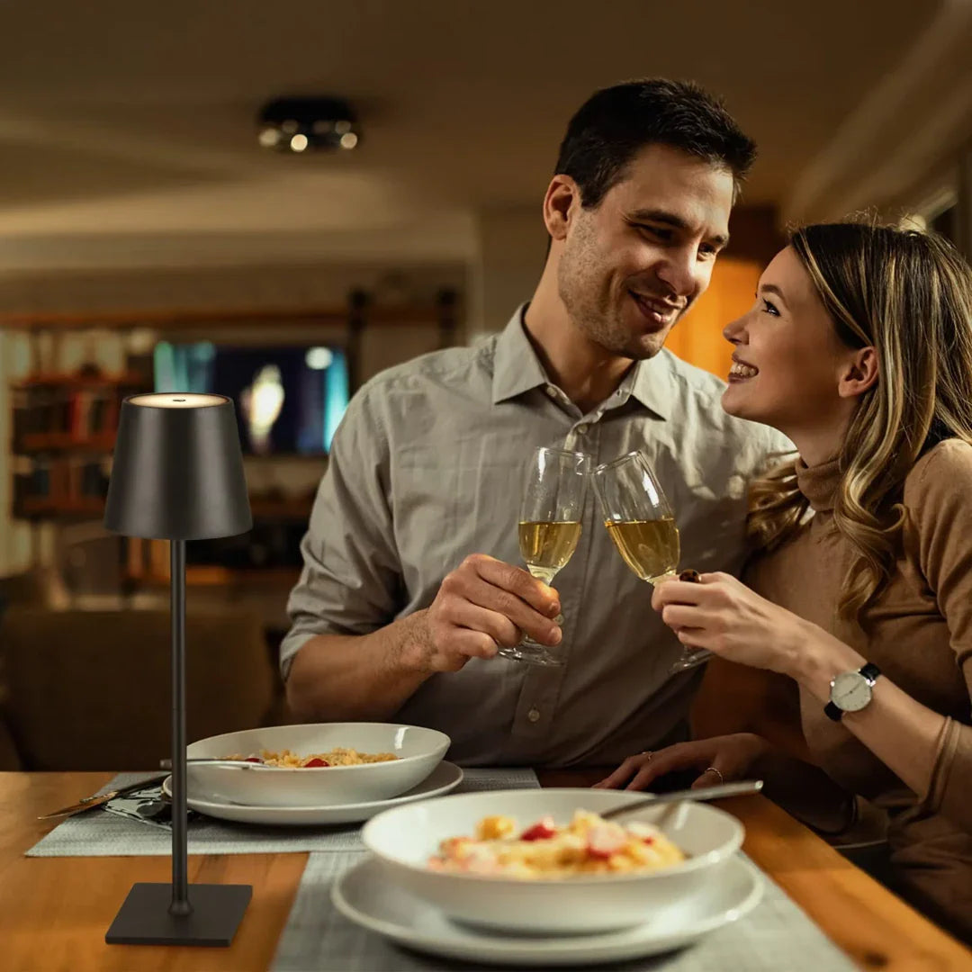 Luminária Florença Sem Fio com Acendimento ao Toque  - Cazehn