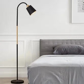 Luminária de chão Preta - Cazehn